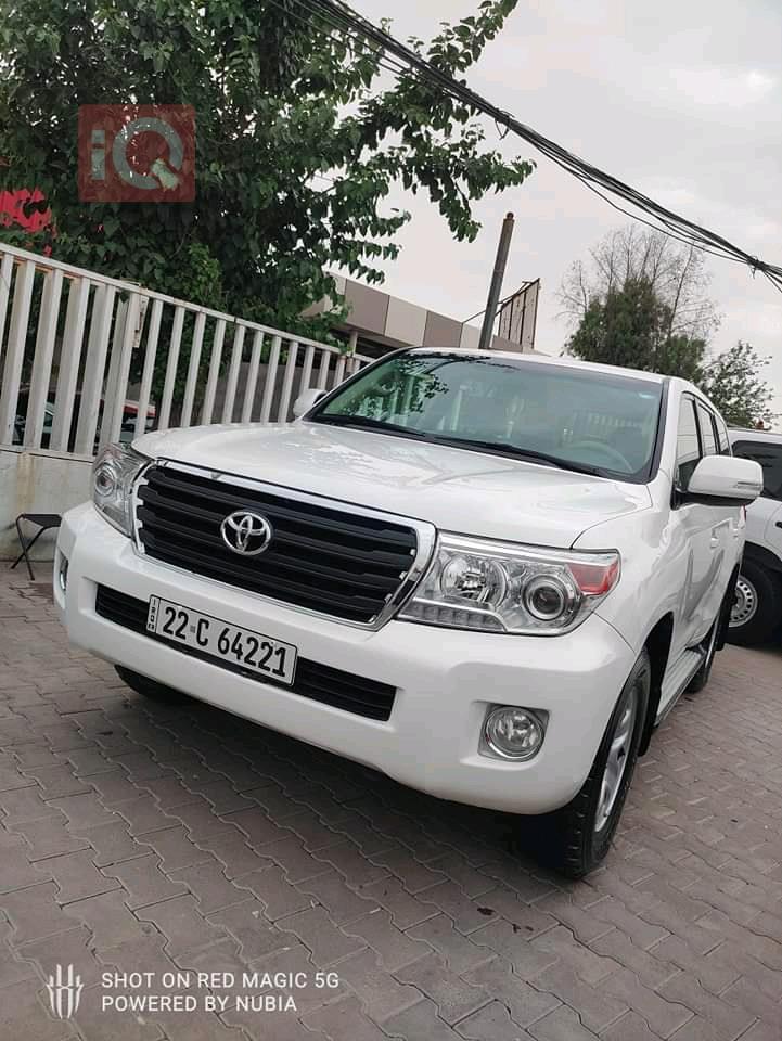 تويوتا لاندكروزر